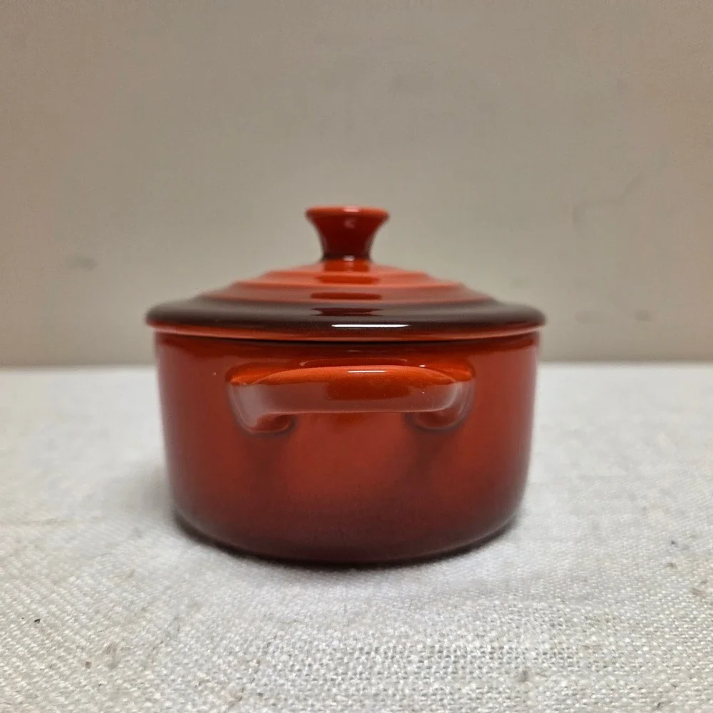 Le Creuset 8oz Petite Round Casserole Mini Cocotte Red Stoneware with Lid - Picture 6 of 13